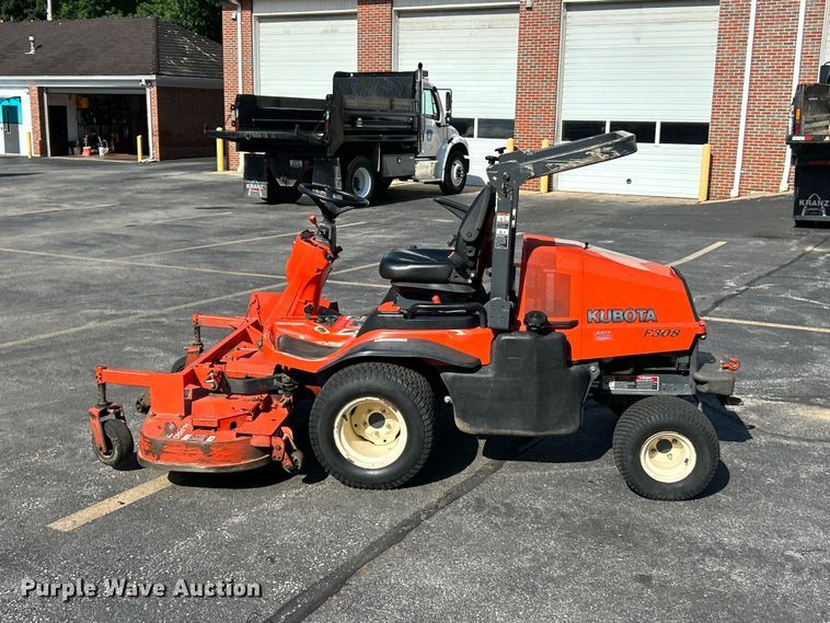 image for item FC2753 Kubota F3080 ZTR lawn mower