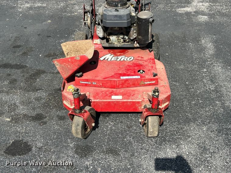 image for item FC2754 Exmark Metro M15KA322P push mower
