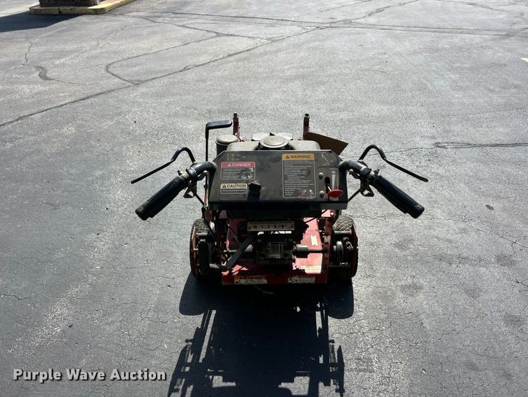image for item FC2754 Exmark Metro M15KA322P push mower