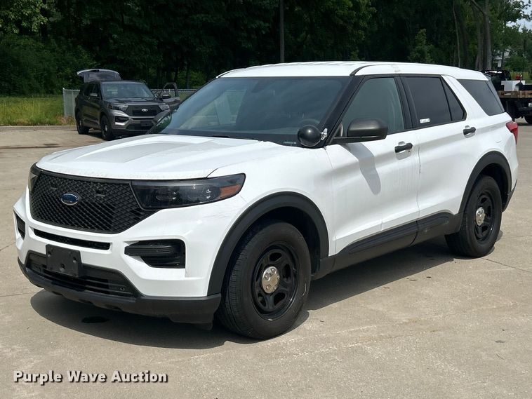 image for item FC2756 2020 Ford Explorer Police SUV
