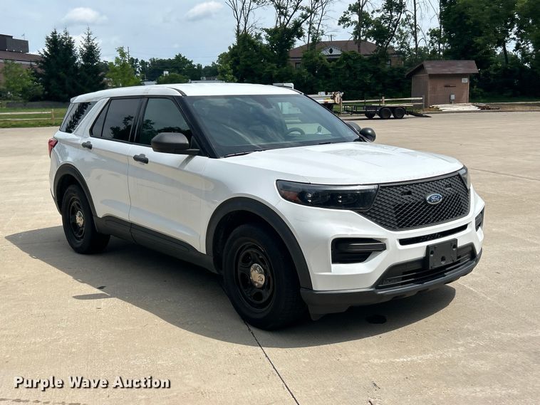 image for item FC2756 2020 Ford Explorer Police SUV