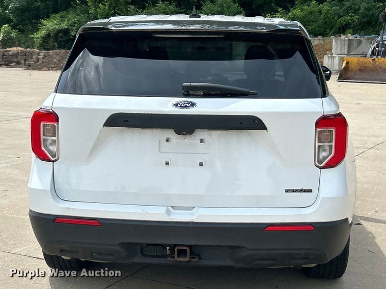 image for item FC2756 2020 Ford Explorer Police SUV