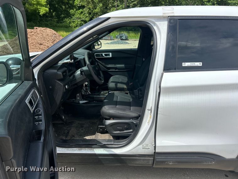 image for item FC2756 2020 Ford Explorer Police SUV