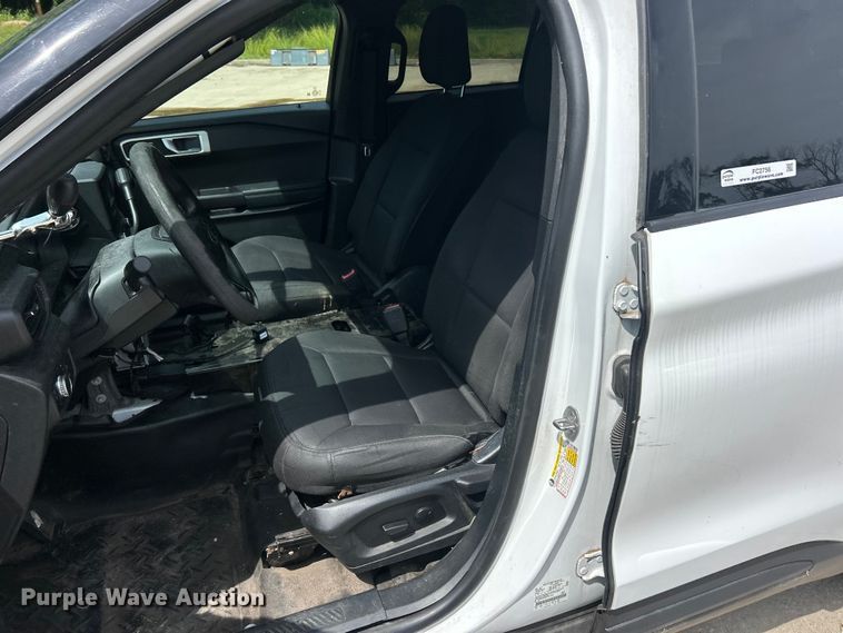 image for item FC2756 2020 Ford Explorer Police SUV