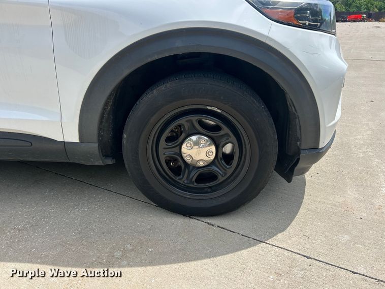 image for item FC2756 2020 Ford Explorer Police SUV