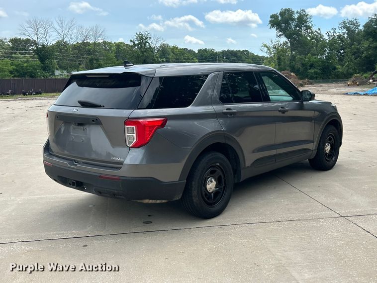 image for item FC2757 2022 Ford Explorer Police SUV