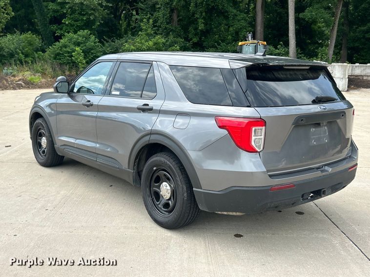 image for item FC2757 2022 Ford Explorer Police SUV