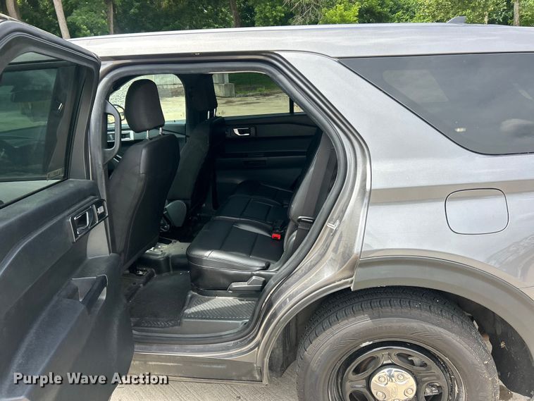 image for item FC2757 2022 Ford Explorer Police SUV