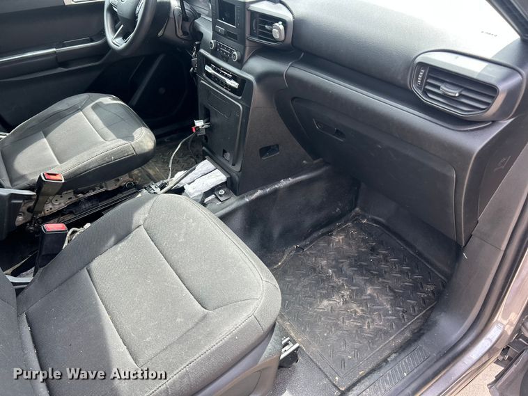 image for item FC2757 2022 Ford Explorer Police SUV