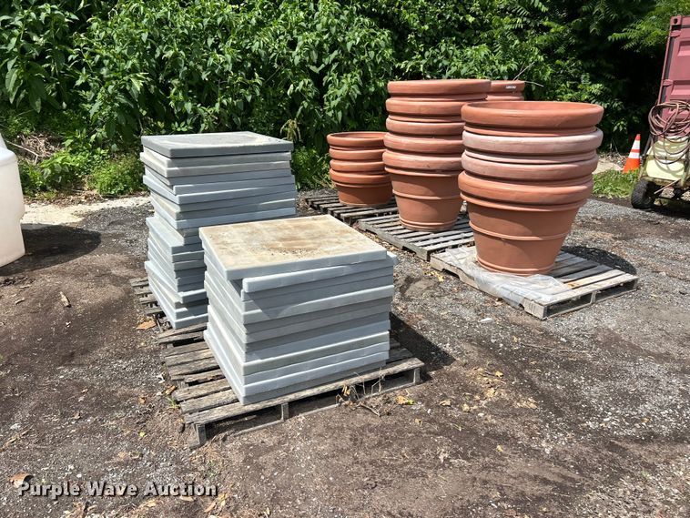 image for item FC2758 Flower pots
