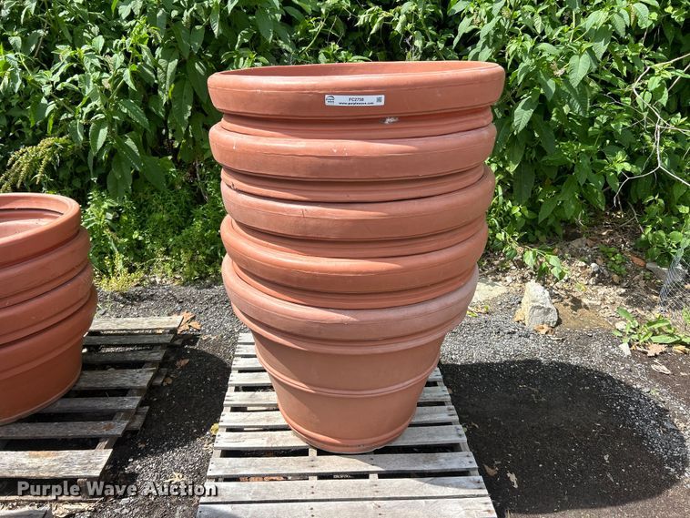 image for item FC2758 Flower pots