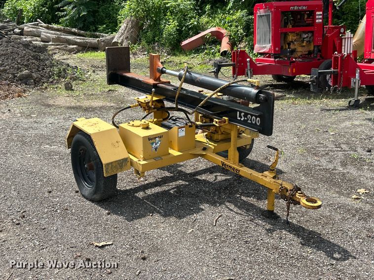 image for item FC2759 1993 Vermeer LS200 log splitter 