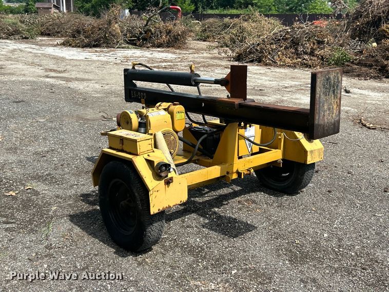 image for item FC2759 1993 Vermeer LS200 log splitter 
