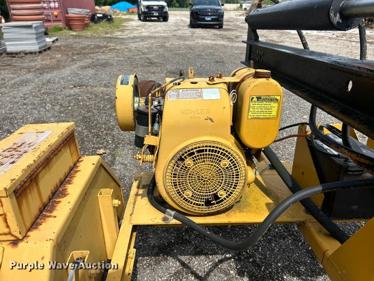 image for item FC2759 1993 Vermeer LS200 log splitter 