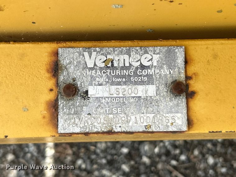 image for item FC2759 1993 Vermeer LS200 log splitter 
