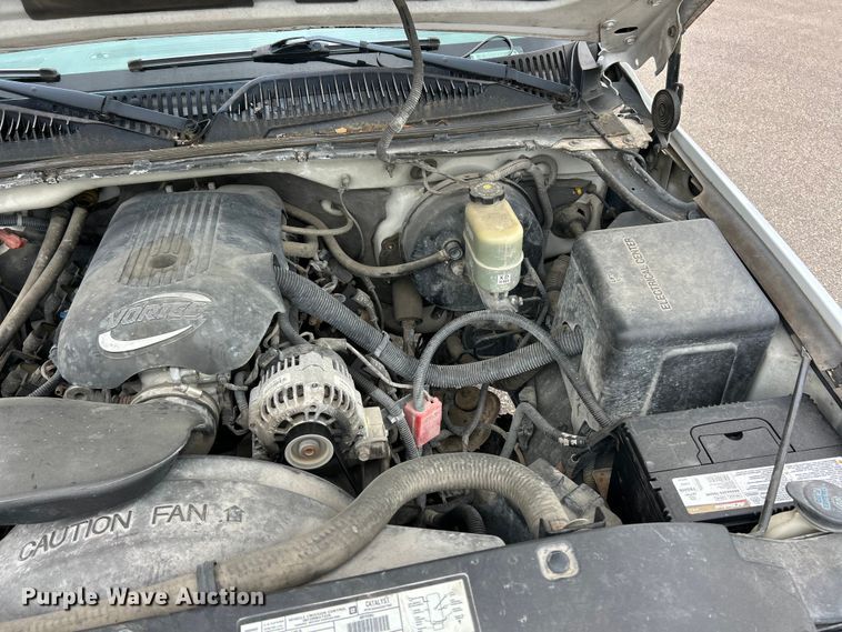 image for item FC2809 2001 Chevrolet Silverado 1500 pickup truck