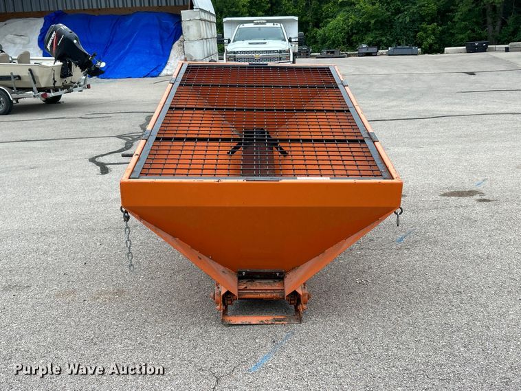 image for item FC2811 Monroe spreader