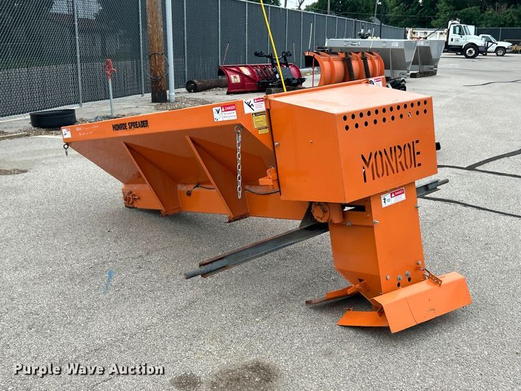 image for item FC2811 Monroe spreader