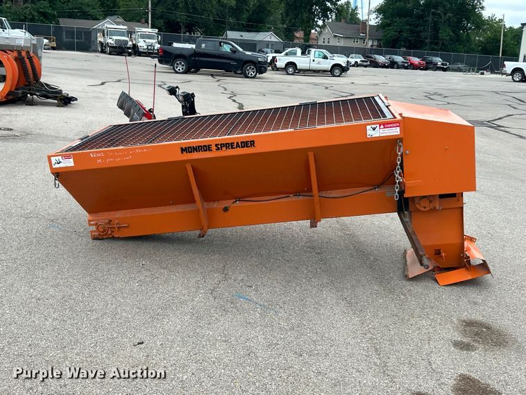 image for item FC2811 Monroe spreader