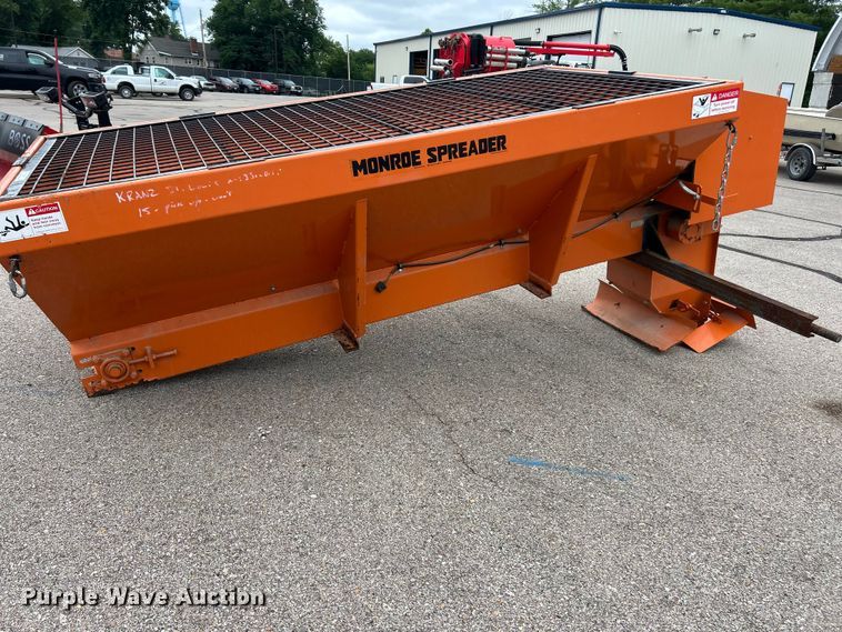 image for item FC2811 Monroe spreader