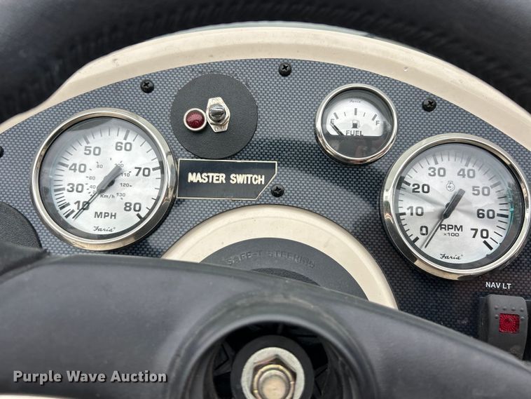 image for item FC2812 2006 Express boat