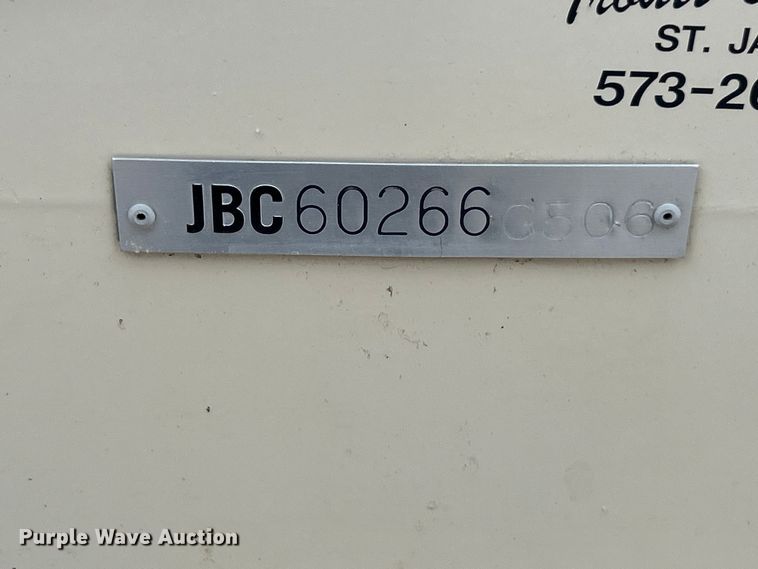 image for item FC2812 2006 Express boat
