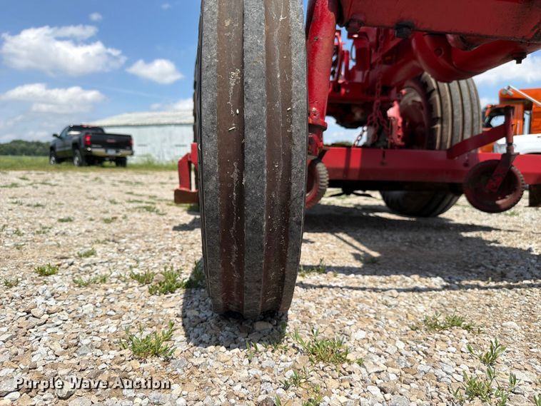 image for item FC3121 International Harvester A1 tractor