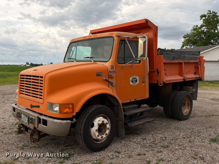image for item FC3122 1997 International 4700 dump truck
