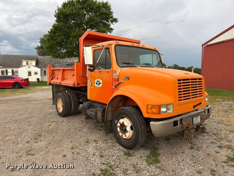 image for item FC3122 1997 International 4700 dump truck