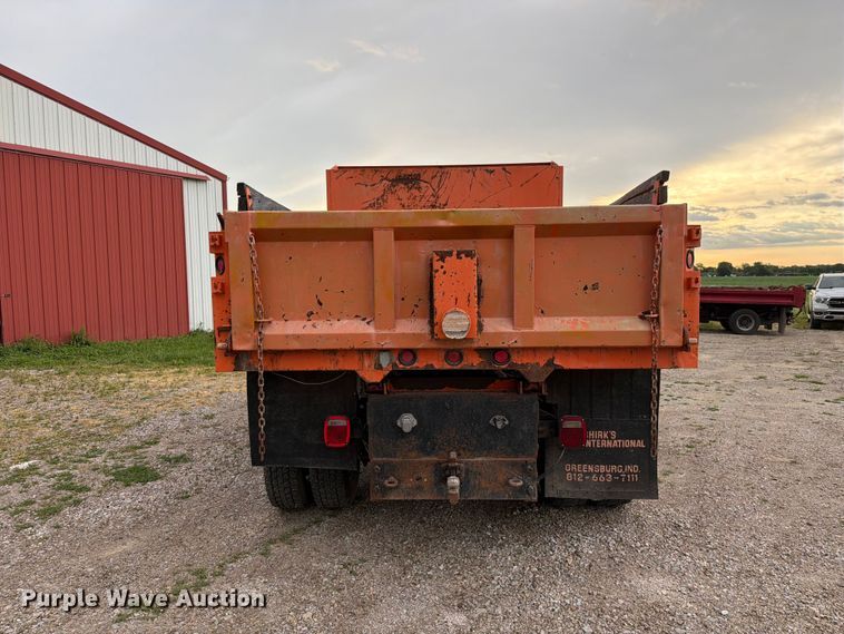 image for item FC3122 1997 International 4700 dump truck