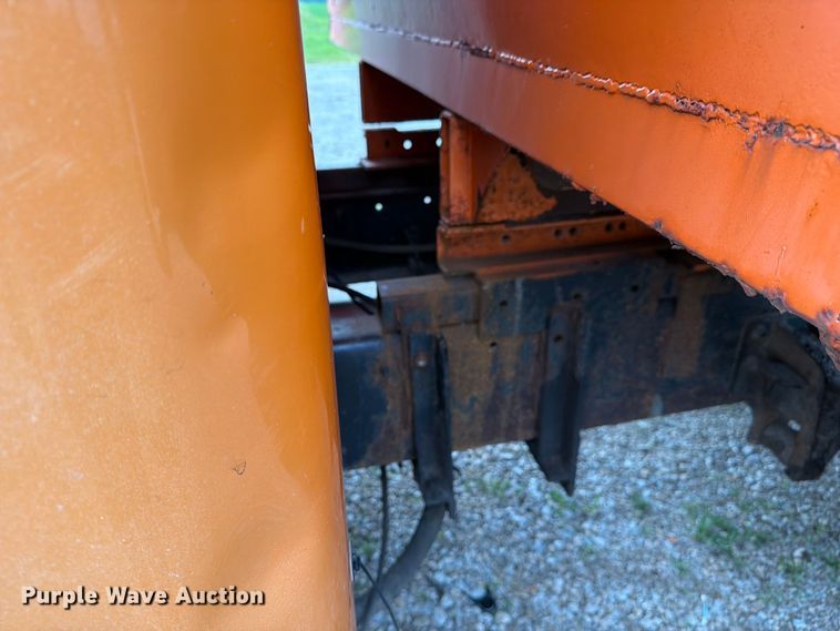 image for item FC3122 1997 International 4700 dump truck