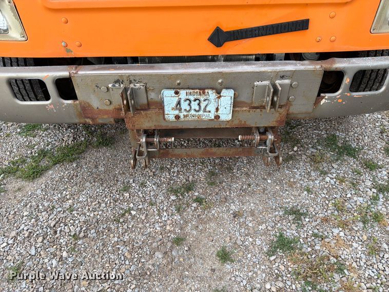 image for item FC3122 1997 International 4700 dump truck