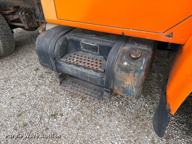 image for item FC3122 1997 International 4700 dump truck
