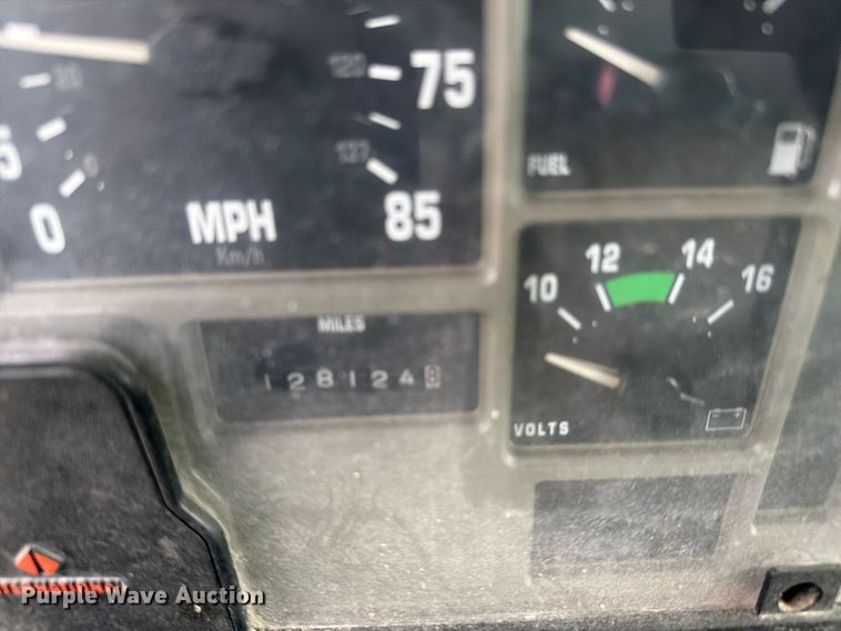 image for item FC3122 1997 International 4700 dump truck