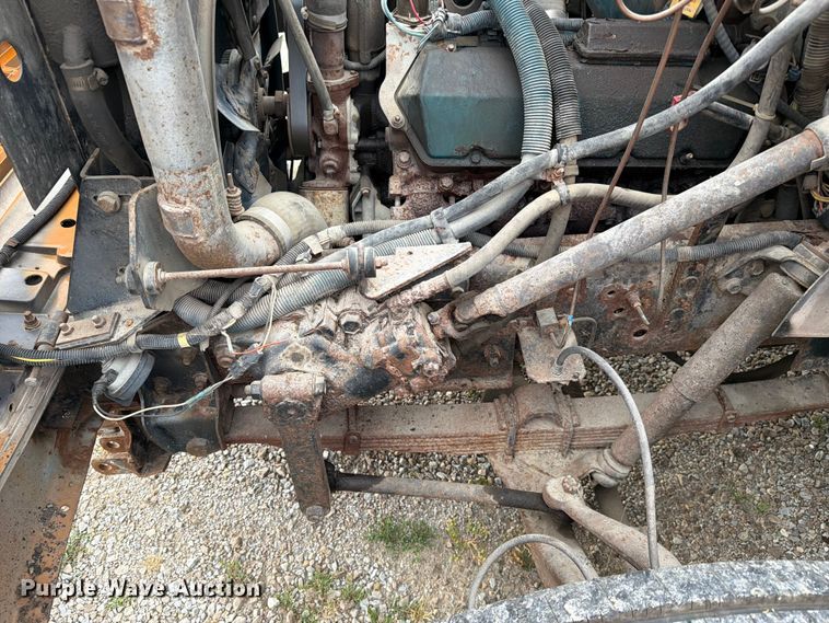 image for item FC3122 1997 International 4700 dump truck