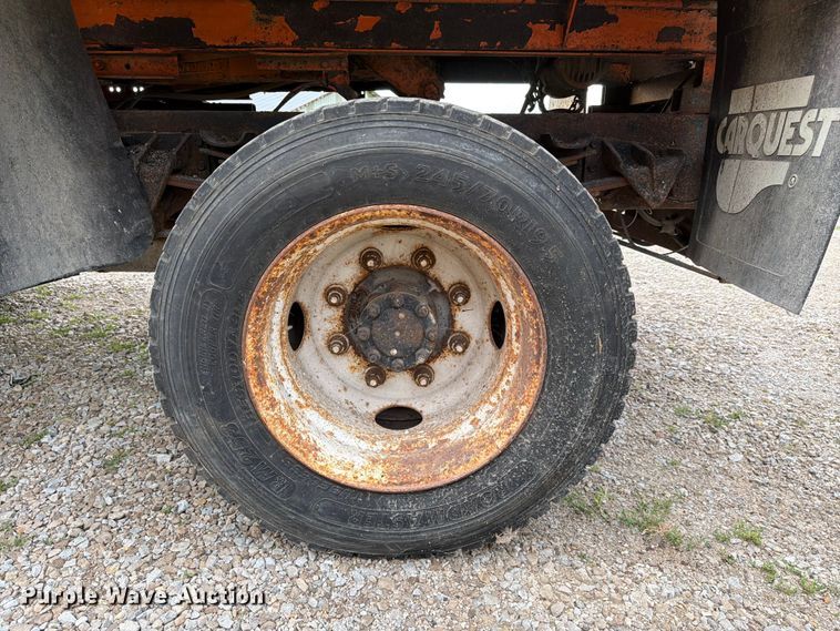 image for item FC3122 1997 International 4700 dump truck