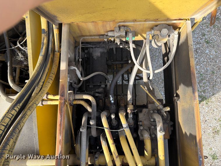 image for item FC3125 Gradall GW-394-G3WD 