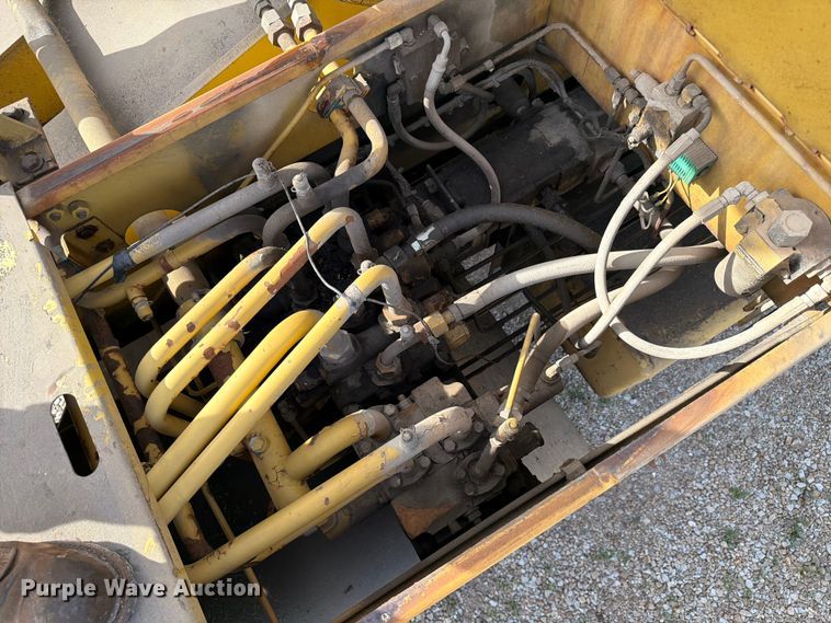 image for item FC3125 Gradall GW-394-G3WD 