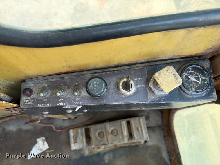 image for item FC3125 Gradall GW-394-G3WD 