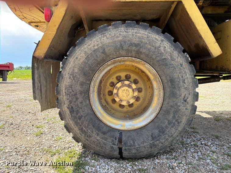 image for item FC3125 Gradall GW-394-G3WD 