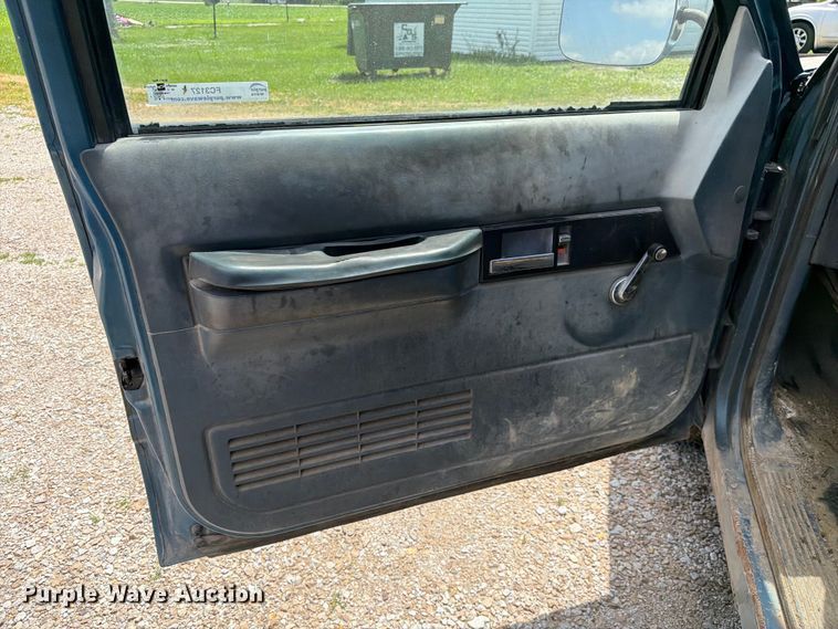 image for item FC3127 1992 Chevrolet C2500 utility bed pickup truck
