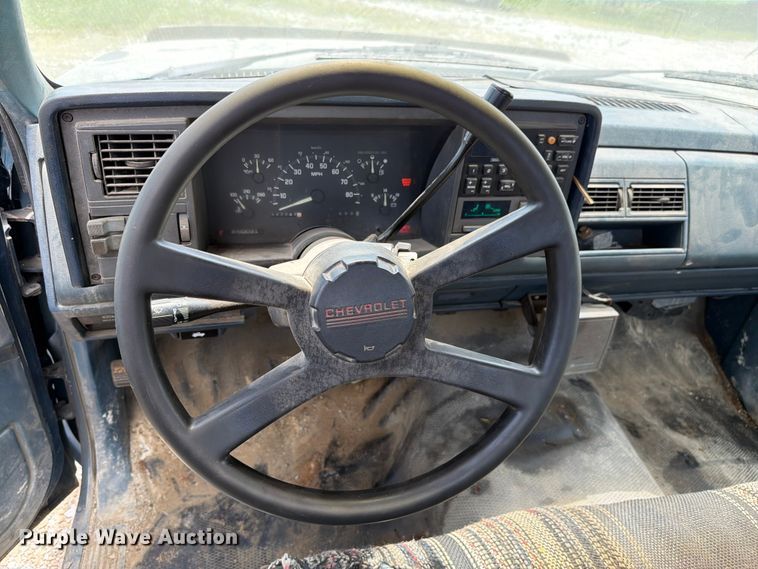 image for item FC3127 1992 Chevrolet C2500 utility bed pickup truck