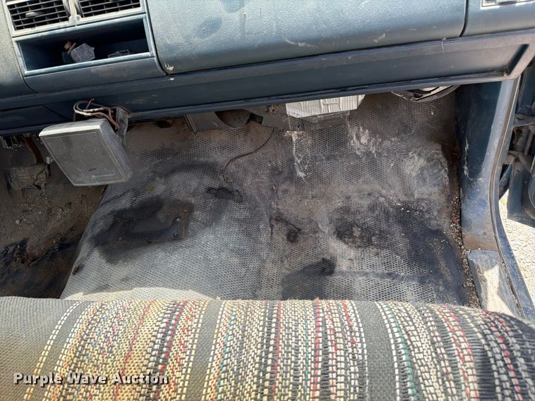 image for item FC3127 1992 Chevrolet C2500 utility bed pickup truck
