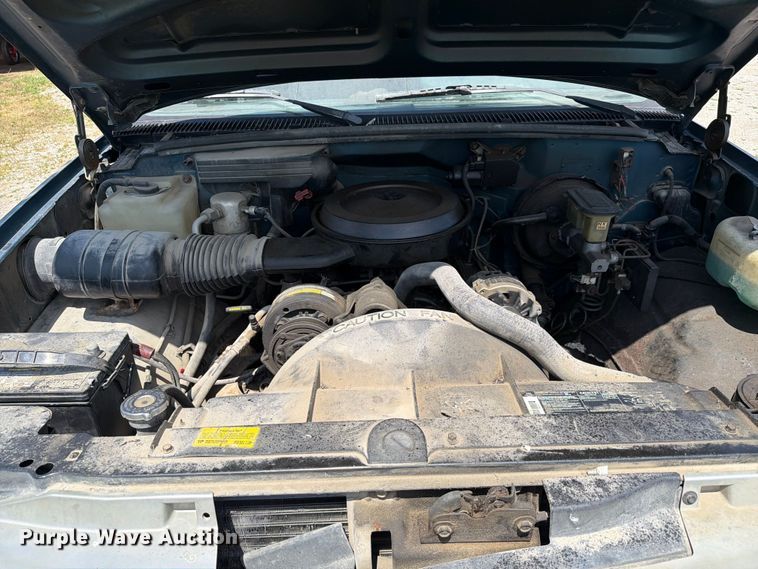 image for item FC3127 1992 Chevrolet C2500 utility bed pickup truck