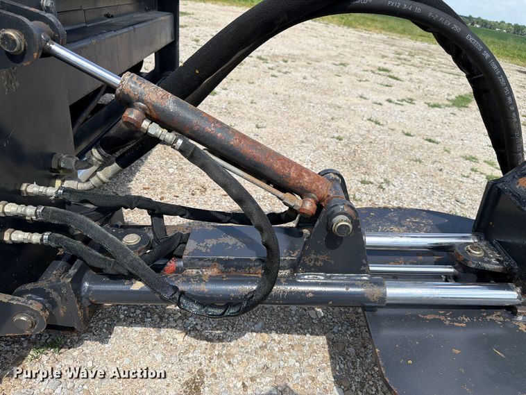 image for item FC3128 Ingersoll-Rand SG50 Grinder skid steer stump grinder