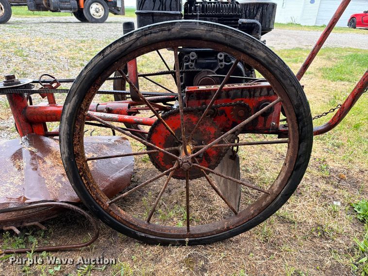 image for item FC3129 Lawn equipment