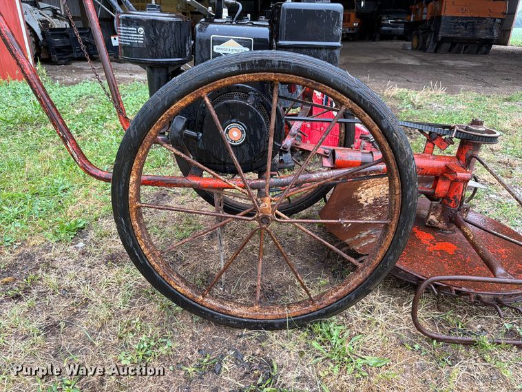 image for item FC3129 Lawn equipment