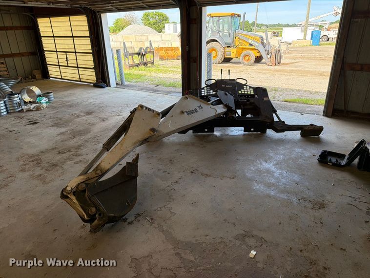 image for item FC3131 Bobcat 709FDS Backhoe skid steer backhoe