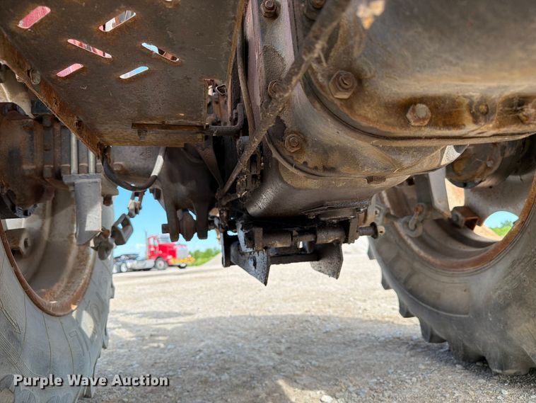 image for item FC3132 1996 Massey Ferguson MF261 tractor