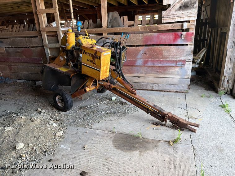 image for item FC3133 Vermeer 630A stump grinder